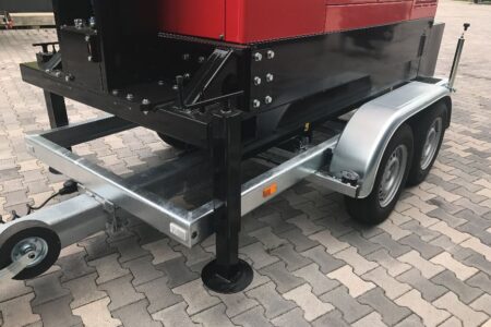 Flutlichtaggregat der Serie 93 Fahrgestellt mit Abstellstützen