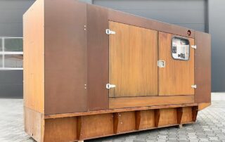 100 kVA Netzersatzanlage mit Iveco Motor und AMF 25 Notstromsteuerung in CORTEN Stahl