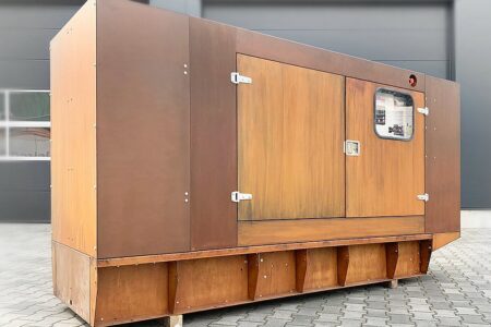 100 kVA Netzersatzanlage mit Iveco Motor und AMF 25 Notstromsteuerung in CORTEN Stahl