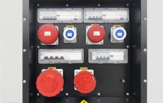 Iveco Stromerzeuger mobil Steckdosen Bedienung