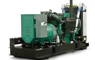 offenes Volvo Stromaggregat auf Kufenrahmen