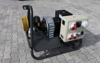 zapfwellenaggregat-40-kVA-mit-iso-angebaut-in-Betrieb-008 Zapfwellengenerator 22-85 kVA mit Isolationsumschalter
